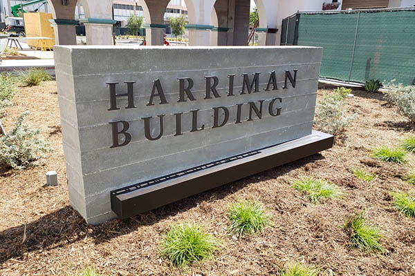 harriman-building-metal-letters